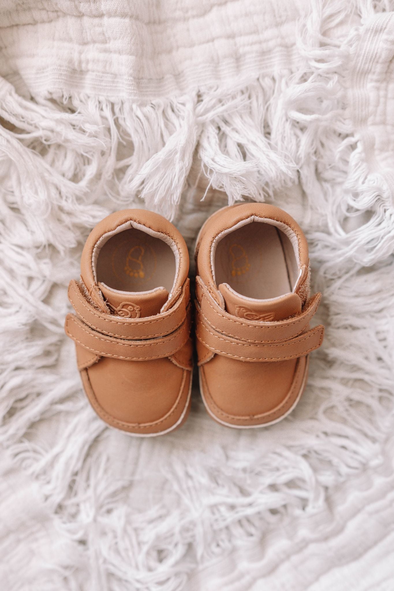 infant brown dress shoes James Waxed Leather Lace Up Shoe (Baby)